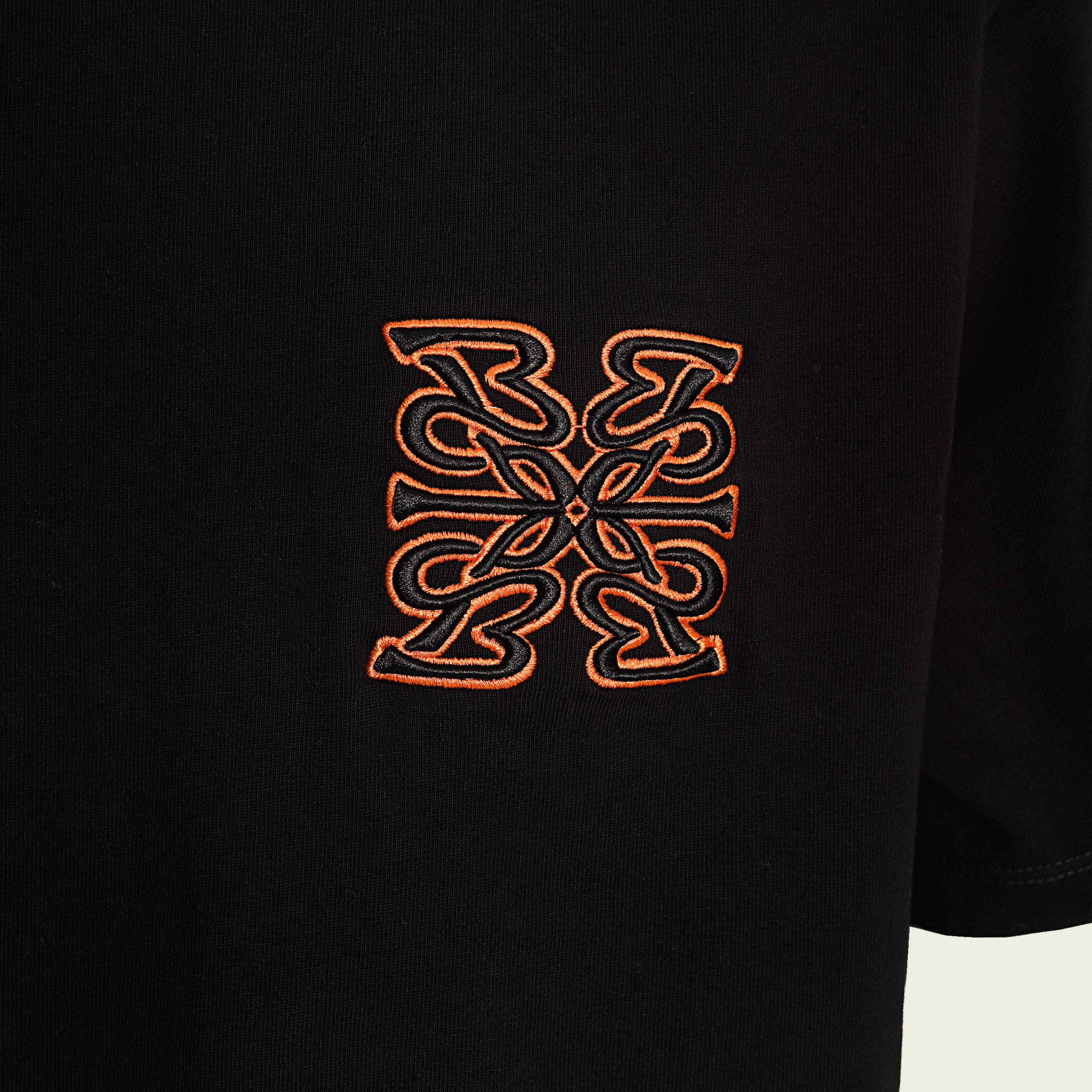 T SHIRT  ORANGE NIGHT BLACK